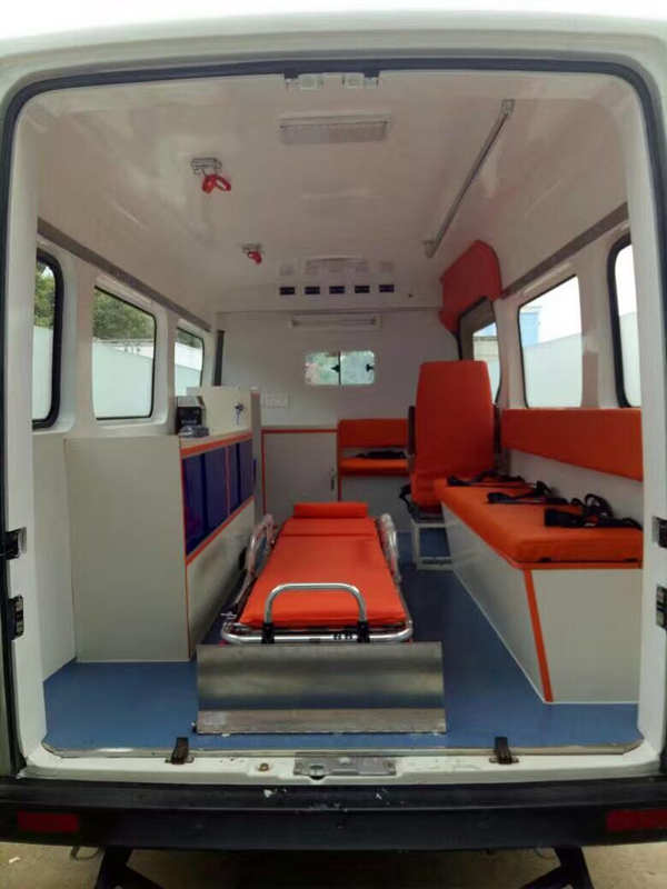 東風(fēng)御風(fēng)長軸轉(zhuǎn)運(yùn)型救護(hù)車和監(jiān)護(hù)型救護(hù)車 東風(fēng)御風(fēng)長軸轉(zhuǎn)運(yùn)型救護(hù)車和監(jiān)護(hù)型救護(hù)車