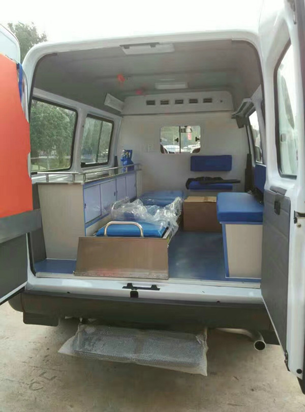 新全順監護型救護車|福特新全順救護車|福特新全順短軸救護車 新全順監護型救護車|福特新全順救護車|福特新全順短軸救護車